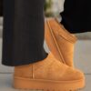 Brisa Tan Boots